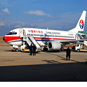 唐山航空空运航空快运业稳步发展的原因是什么？